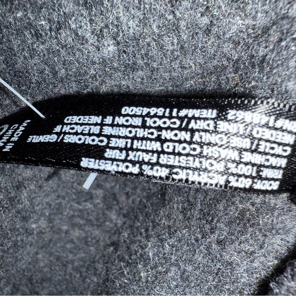 Torrid Womens Fur Trim Hooded Ruana Poncho Gray Black Faux Fur Fall Winter OS - Picture 7 of 11